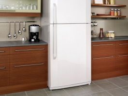 המדריך למקררים: בחירת מקרר קטן, שארפ ו-4 דלתות