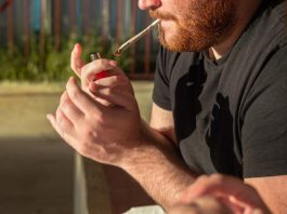 מרכז יום לטיפול בהתמכרויות