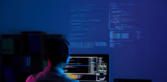 ללמוד הייטק מהבית – מעכשיו, כל אחד יכול ללמוד הייטק מהבית - מעכשיו, כל אחד יכול