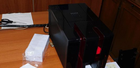 בקלות ובמהירות – כך תדפיסו כרטיסי זיהוי לכל אירוע מדפסת כרטיסים